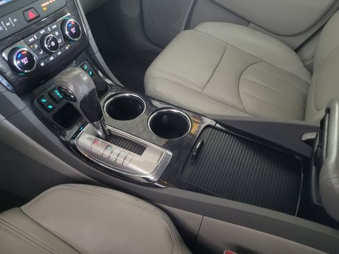 Used 2017 Buick Enclave Leather image 26