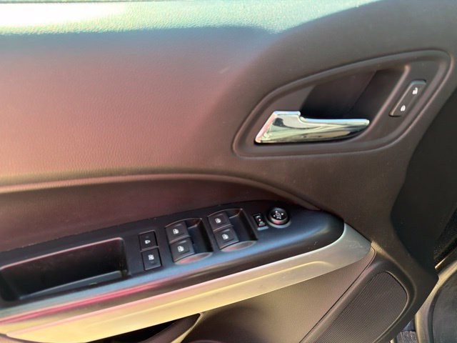 Used 2018 Chevrolet Colorado LT w/ Luxury Package, Chrome AWD/4WD image 14