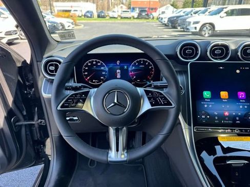 Used 2026 Mercedes-Benz GLC 300 4MATIC image 15