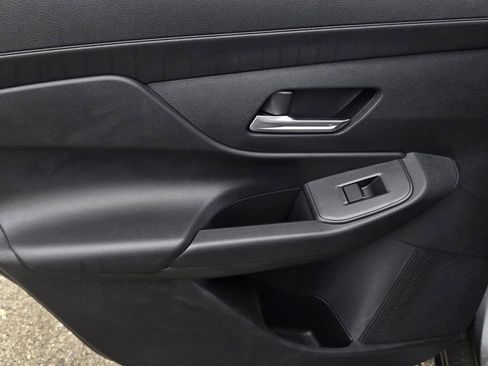 New 2026 Nissan Sentra SV FWD image 10