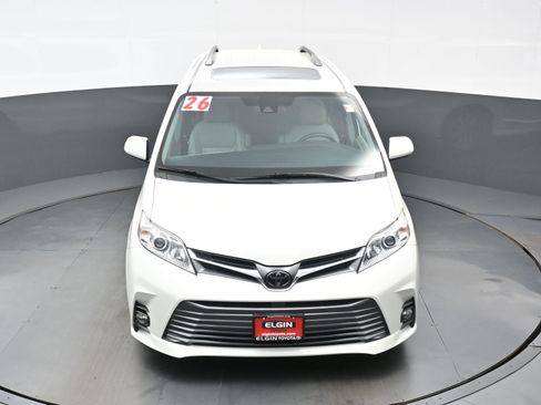 Used 2020 Toyota Sienna XLE w/ XLE Navigation Package AWD/4WD image 38