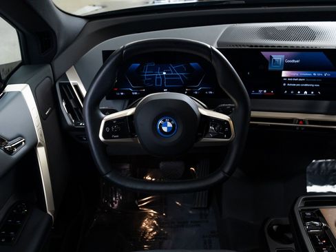 Used 2024 BMW iX xDrive50 w/ Sport Package image 12