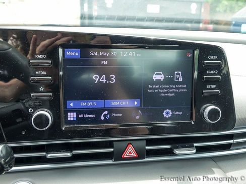 Used 2022 Hyundai Elantra SEL w/ Convenience + Premium Package FWD image 15
