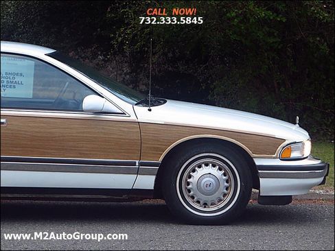 Used 1996 Buick Roadmaster Estate image 31