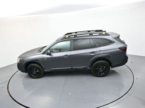 Used 2022 Subaru Outback Wilderness image 21