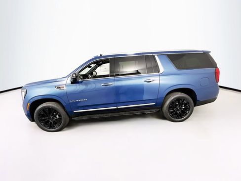 New 2026 GMC Yukon XL Elevation w/ Elevation Premium Package AWD/4WD image 4