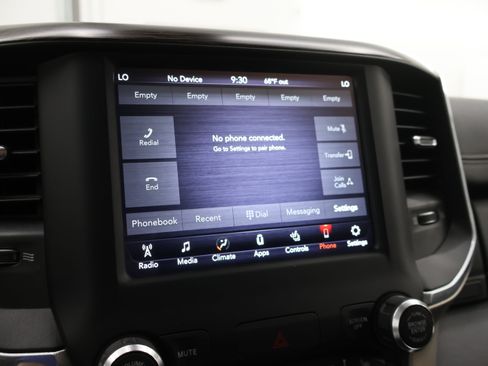 Used 2019 RAM 1500 Laramie AWD/4WD image 54