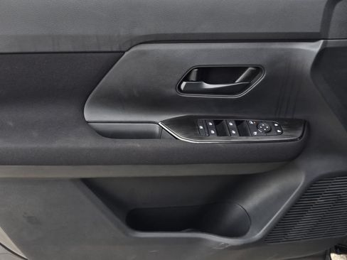 New 2026 Nissan Kicks S FWD image 16