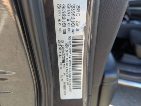 Used 2018 Dodge Durango SXT w/ 3rd Row Seating Group image 10