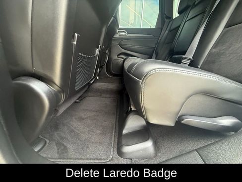 Certified 2022 Jeep Grand Cherokee Laredo X image 29
