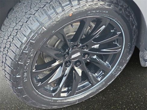 Used 2021 Cadillac Escalade Sport Platinum w/ LPO, ONYX Package image 36