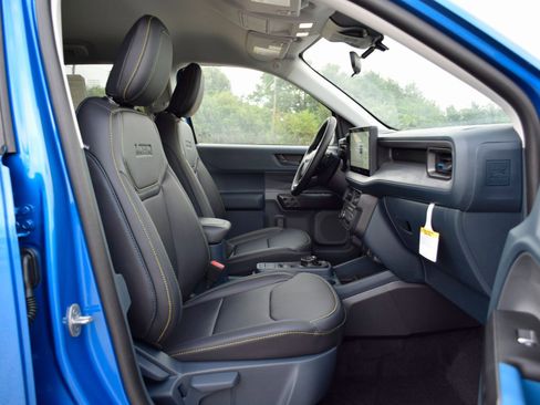 New 2025 Ford Maverick Lobo image 23