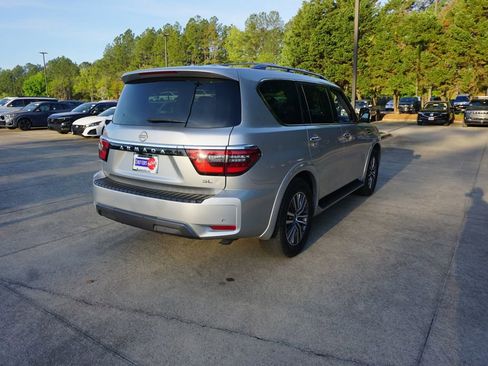 Used 2023 Nissan Armada SL w/ Captain's Chairs Package image 26