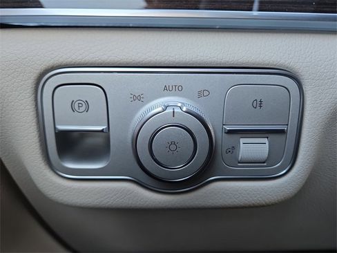 New 2026 Mercedes-Benz GLE 450 4MATIC image 19