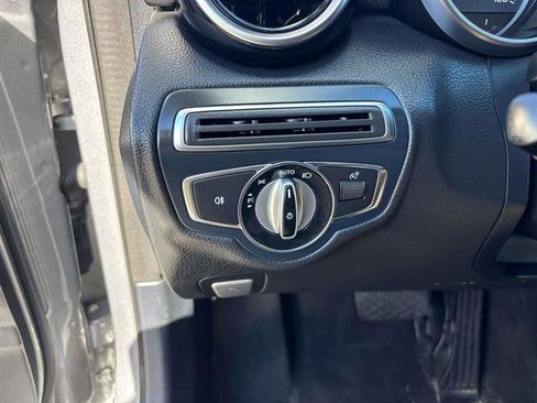 Used 2015 Mercedes-Benz C 300 4MATIC Sedan image 18