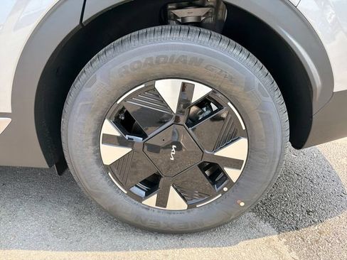 New 2026 Kia Sportage LX FWD image 26