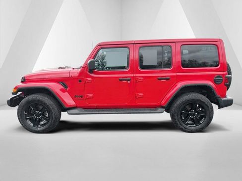 Used 2021 Jeep Wrangler Unlimited Sahara image 4