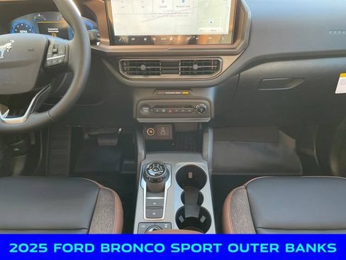 New 2025 Ford Bronco Sport Outer Banks w/ Sasquatch Outer Banks Package AWD/4WD image 11