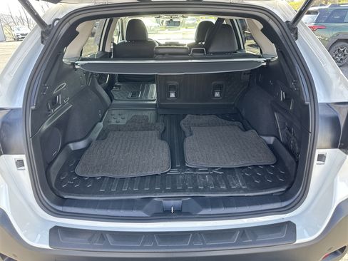 Used 2024 Subaru Outback Limited image 5