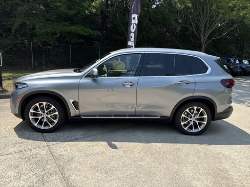 Used 2026 BMW X5 xDrive40i AWD/4WD image 4