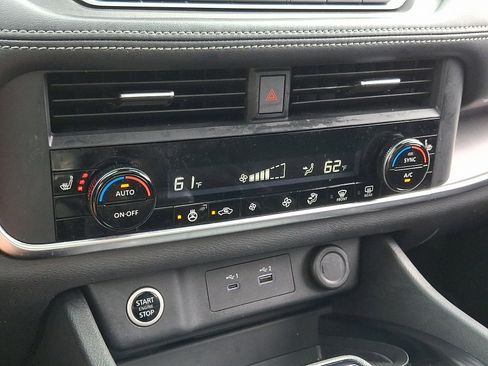 Certified 2023 Nissan Rogue SV w/ SV Premium B Package image 18