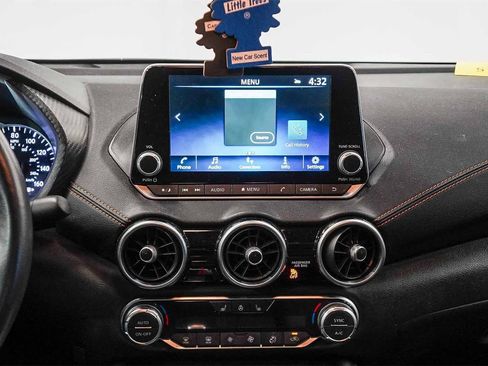 Used 2023 Nissan Sentra SR w/ SR Premium Package image 13