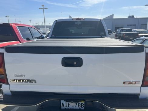 Used 2003 GMC Sierra 2500 SLT w/ SLT Preferred Equipment Group image 5