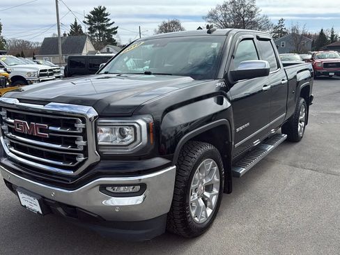Used 2018 GMC Sierra 1500 SLT w/ SLT Premium Package image 3