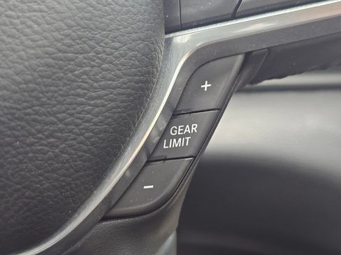Used 2019 RAM 1500 Laramie w/ Sport Appearance Package AWD/4WD image 31