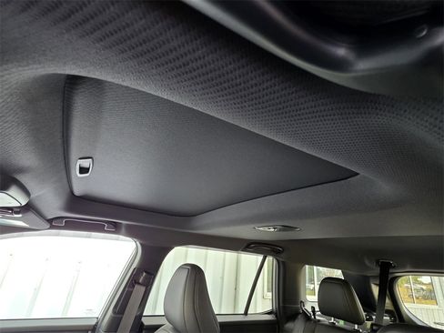 New 2026 Subaru Outback Premium image 9