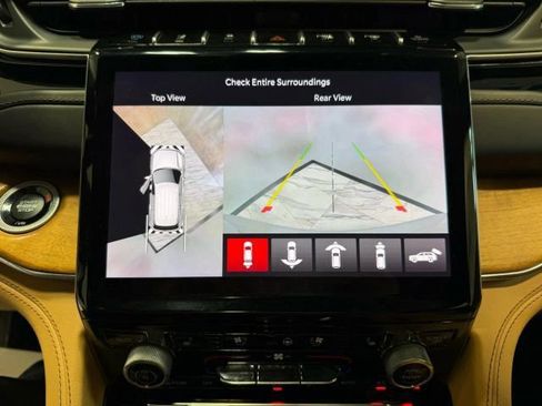 Used 2022 Jeep Grand Cherokee Summit AWD/4WD image 73