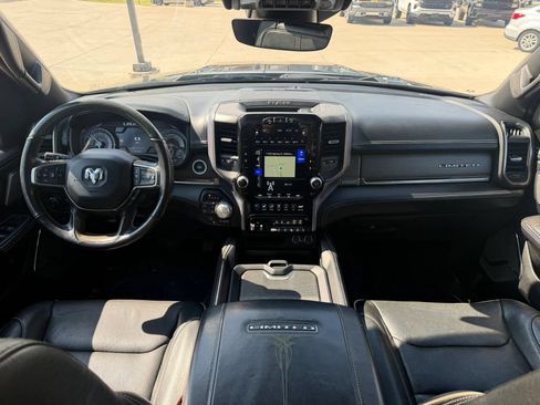 Used 2020 RAM 1500 Limited AWD/4WD image 16