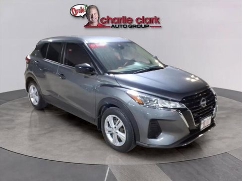 Used 2024 Nissan Kicks S image 7