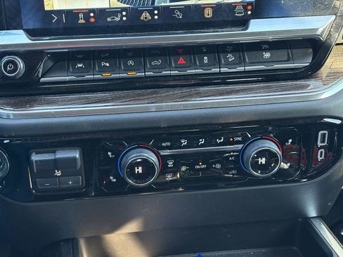 Used 2024 Chevrolet Silverado 1500 RST image 11