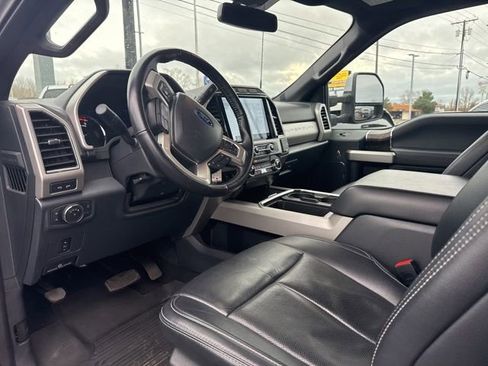 Used 2022 Ford F350 Lariat w/ Camper Package image 20
