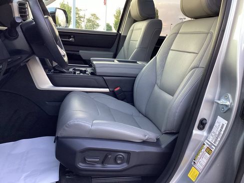 Used 2023 Toyota Tundra Limited AWD/4WD image 14