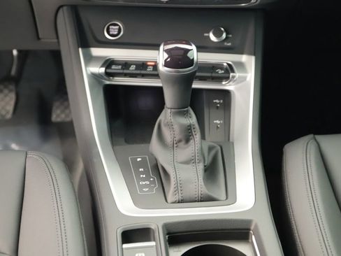 New 2025 Audi Q3 2.0T Premium image 21