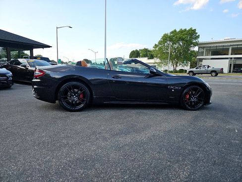 Used 2018 Maserati GranTurismo Sport image 20