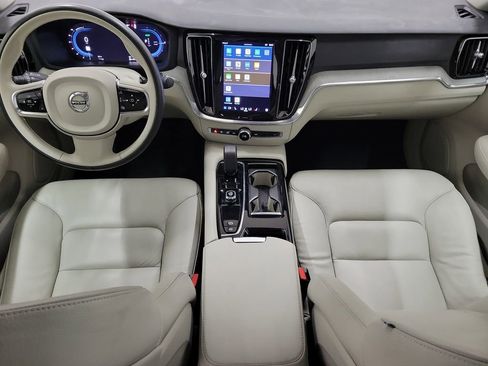 Used 2024 Volvo S60 T8 Plus image 15