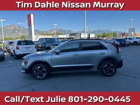 Used 2023 Kia Niro Wind FWD image 7