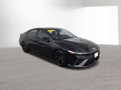 Certified 2025 Hyundai Elantra N Line FWD image 13