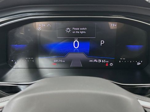 Used 2024 Volkswagen Jetta SE image 19