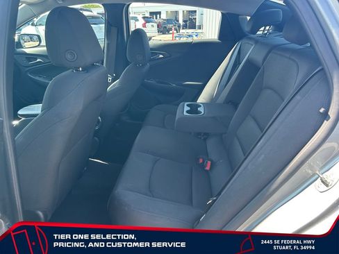 Used 2025 Chevrolet Malibu LT FWD image 11
