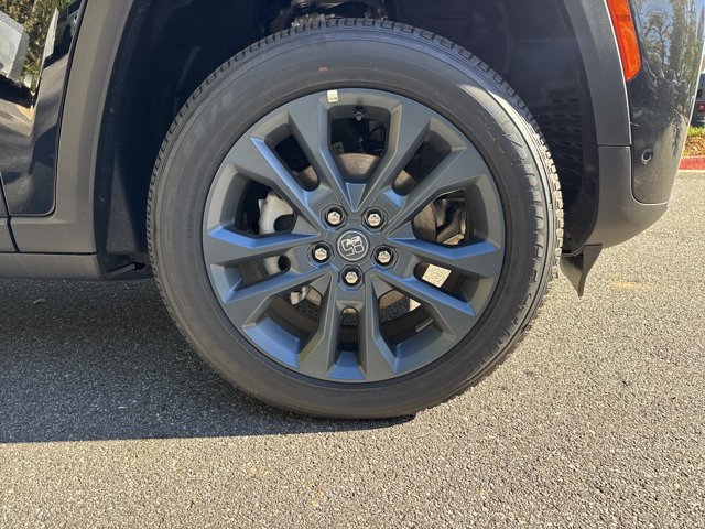 New 2026 Jeep Grand Cherokee Limited AWD/4WD image 12