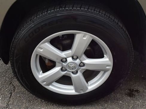 Used 2012 Toyota RAV4 FWD w/ Value Pkg image 40