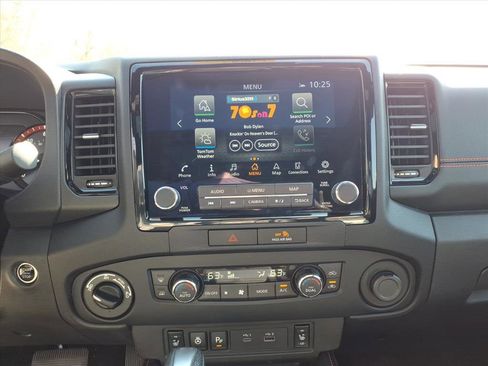 Used 2023 Nissan Frontier PRO-4X w/ Pro-4X Premium Package image 10