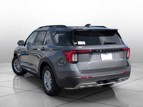 New 2025 Ford Explorer Active w/ Active Comfort Package image 15