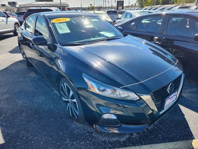 Used 2021 Nissan Altima 2.5 SR w/ SR Premium Package