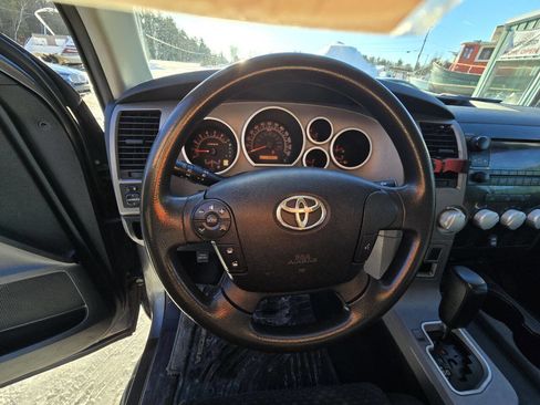 Used 2011 Toyota Tundra 4x4 Double Cab image 19