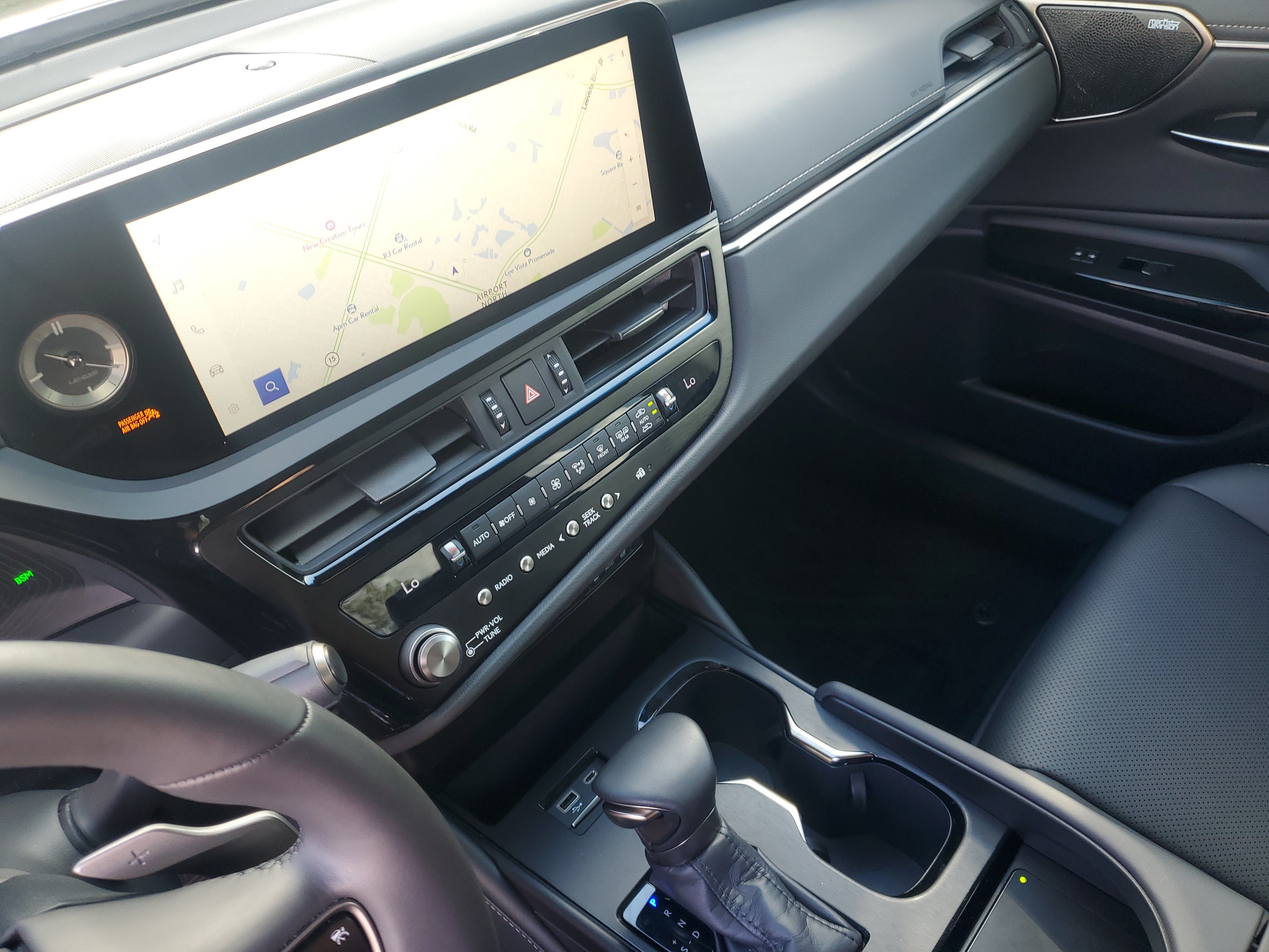 Used 2025 Lexus ES 350 w/ Accessory Package (Z2) FWD image 19